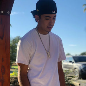 Meet your Posher, Luis